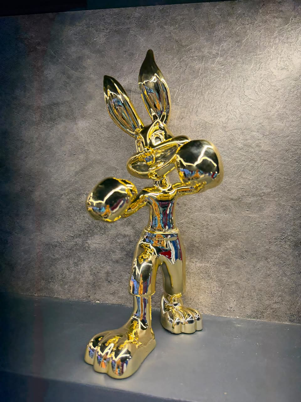 ESCULTURA BUGD BUNNY